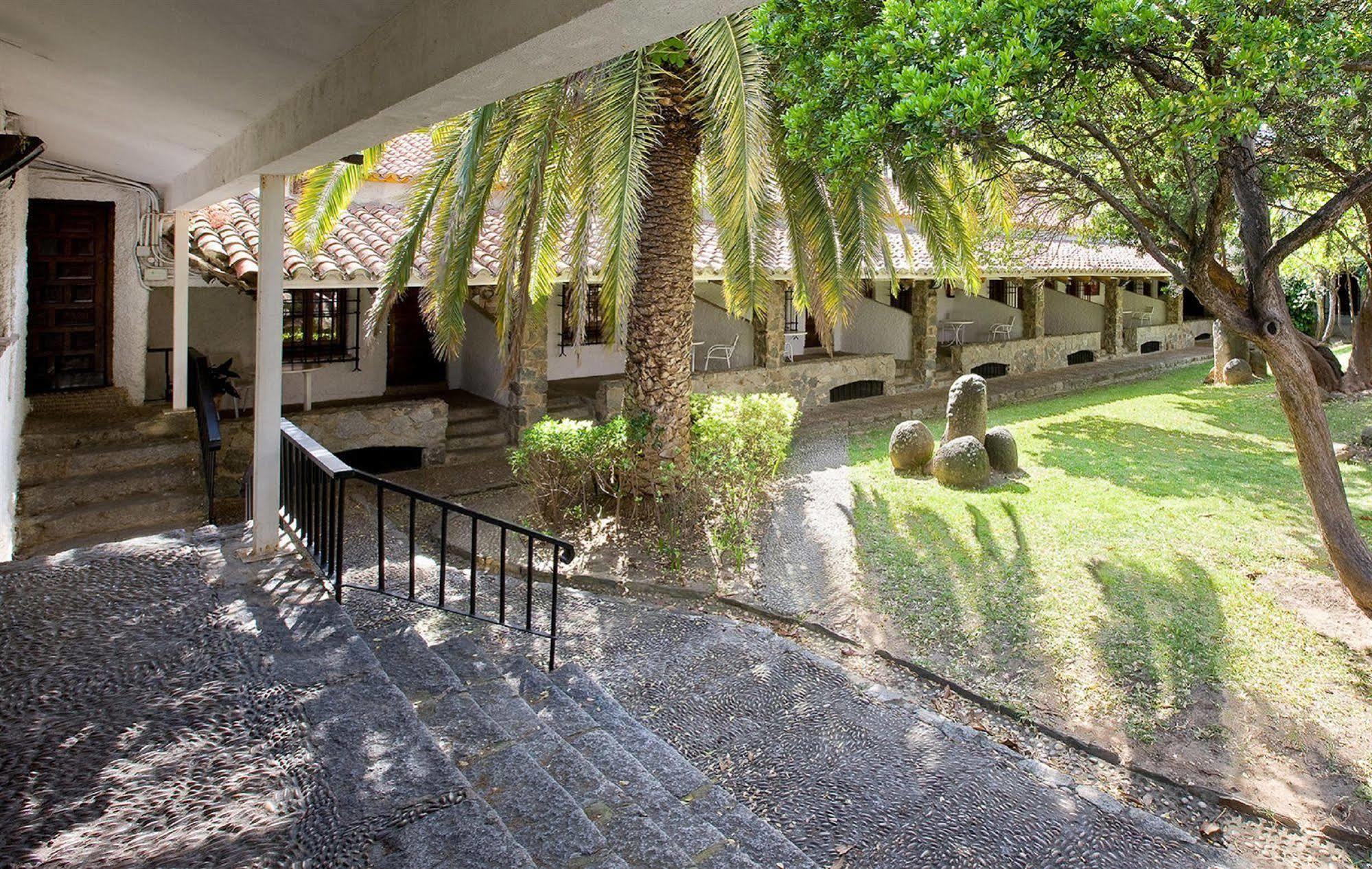 La Perdiz Hotel